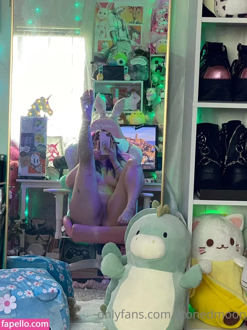 stonedmoon Onlyfans Photo Gallery 