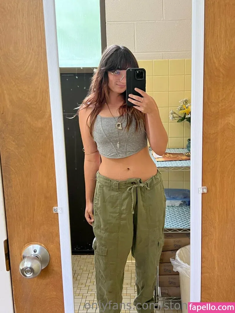 stonedmoon Onlyfans Photo Gallery 