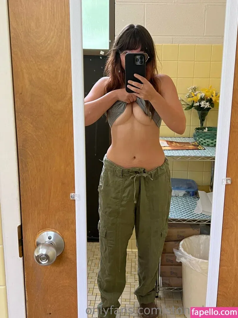 stonedmoon Onlyfans Photo Gallery 