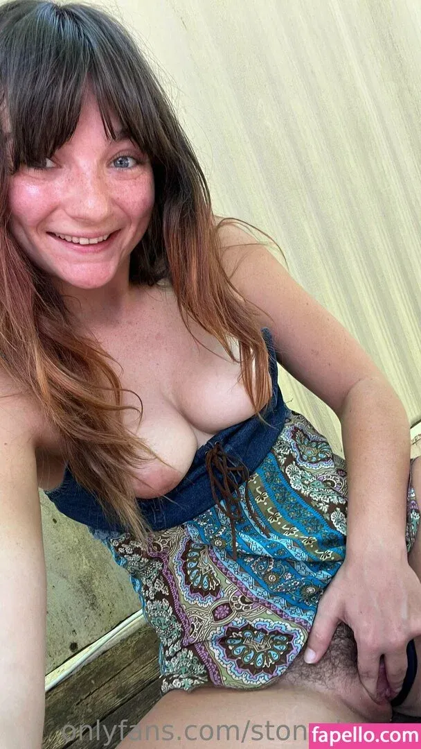 stonedmoon Onlyfans Photo Gallery 