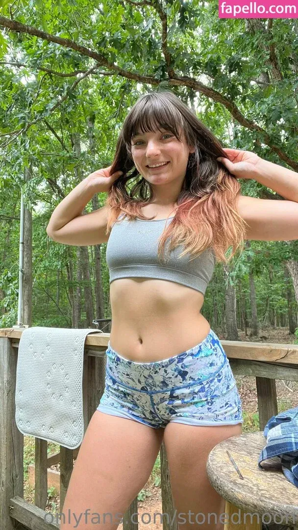 stonedmoon Onlyfans Photo Gallery 