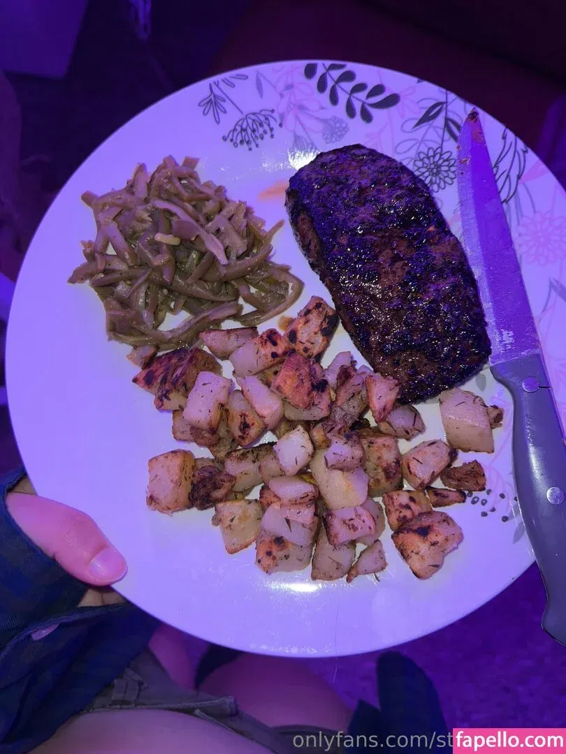 stonedmoon Onlyfans Photo Gallery 