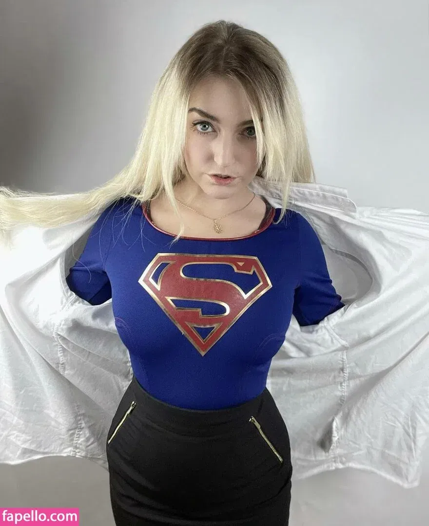 Chiquita Cosplay Onlyfans Photo Gallery 