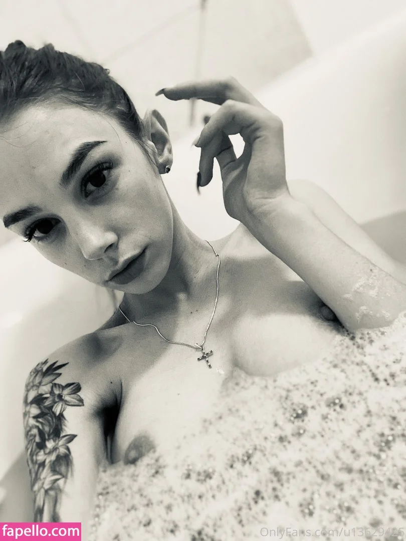 FallingDevil Onlyfans Photo Gallery 