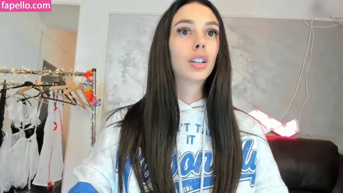 FallingDevil Onlyfans Photo Gallery 