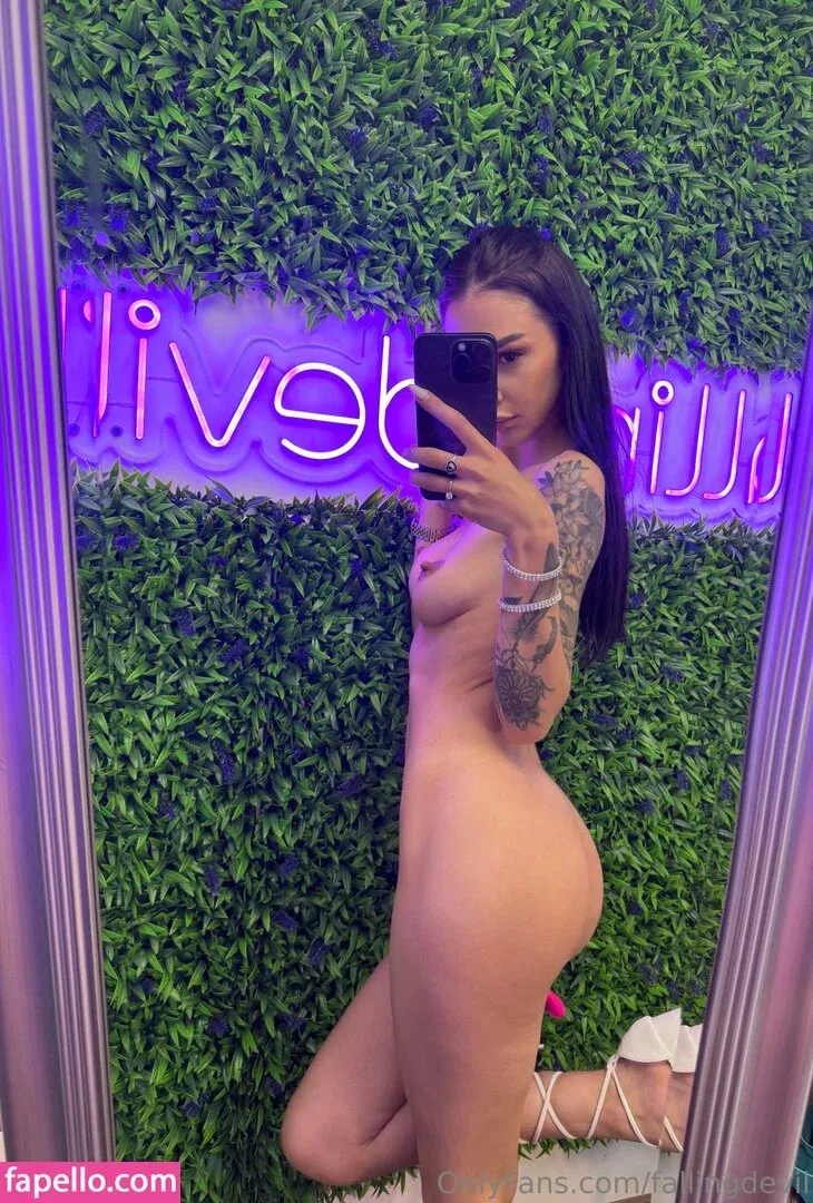 FallingDevil Onlyfans Photo Gallery 