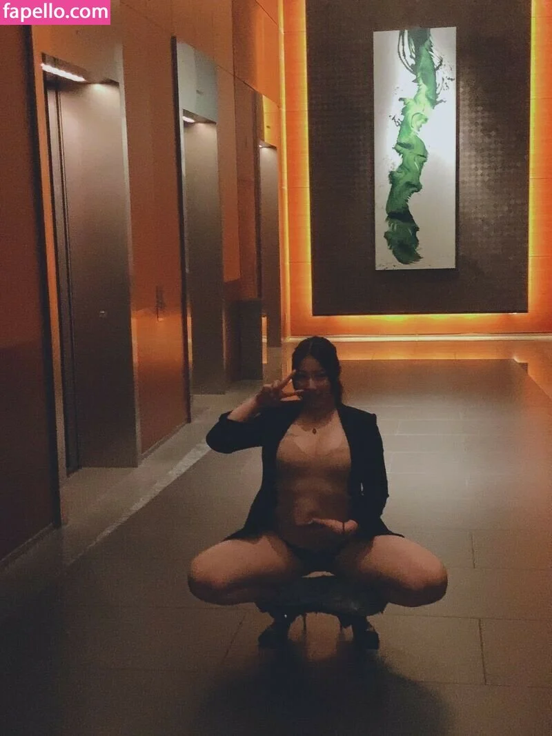 Twoyun Onlyfans Photo Gallery 