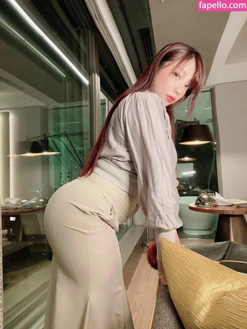 Twoyun Onlyfans Photo Gallery 