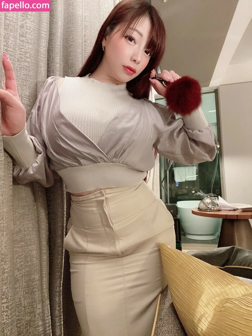 Twoyun Onlyfans Photo Gallery 