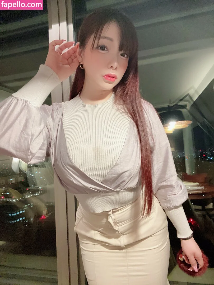 Twoyun Onlyfans Photo Gallery 