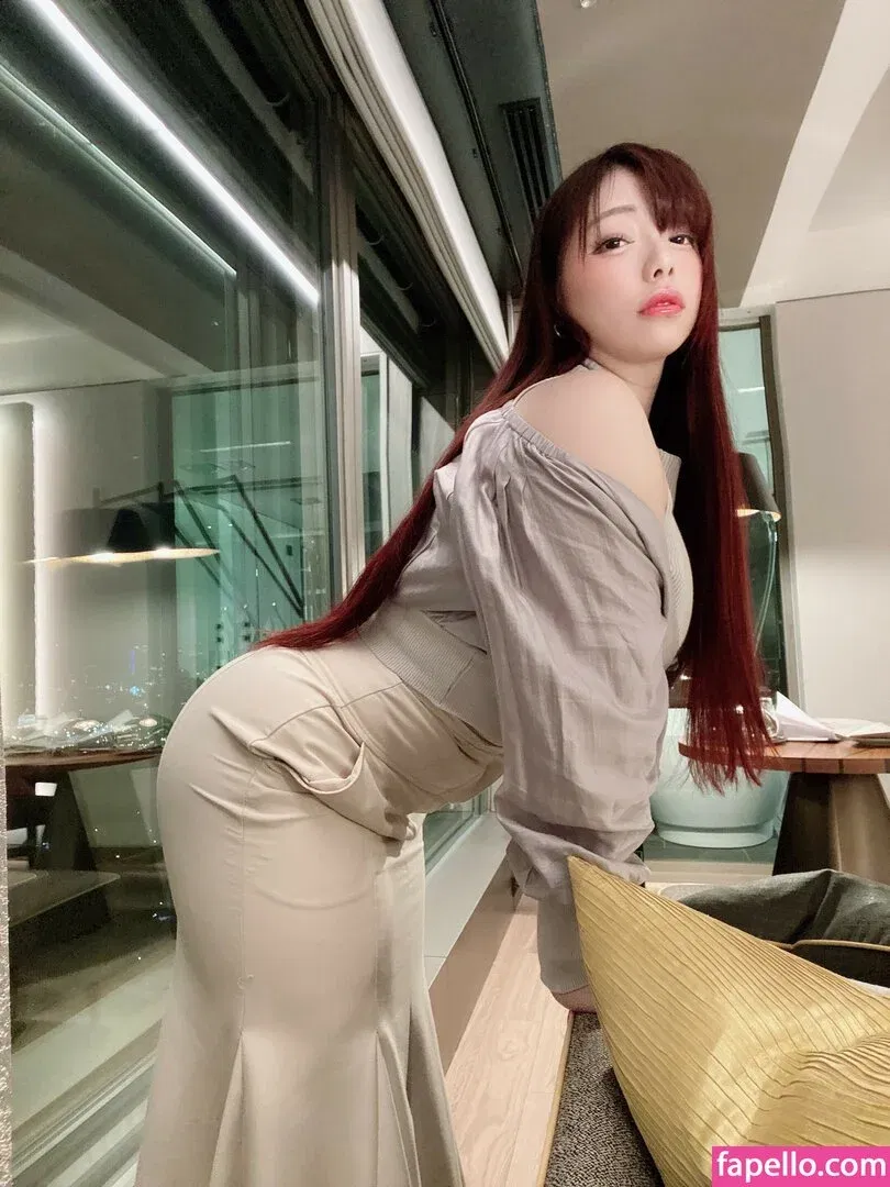 Twoyun Onlyfans Photo Gallery 