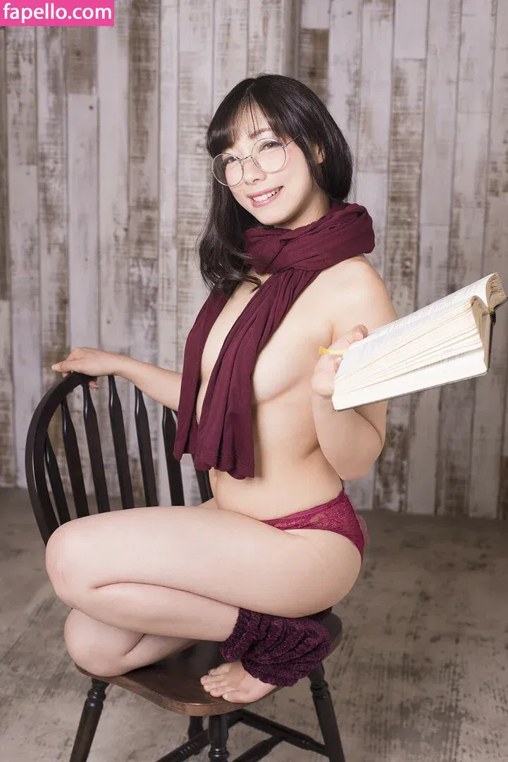 Twoyun Onlyfans Photo Gallery 