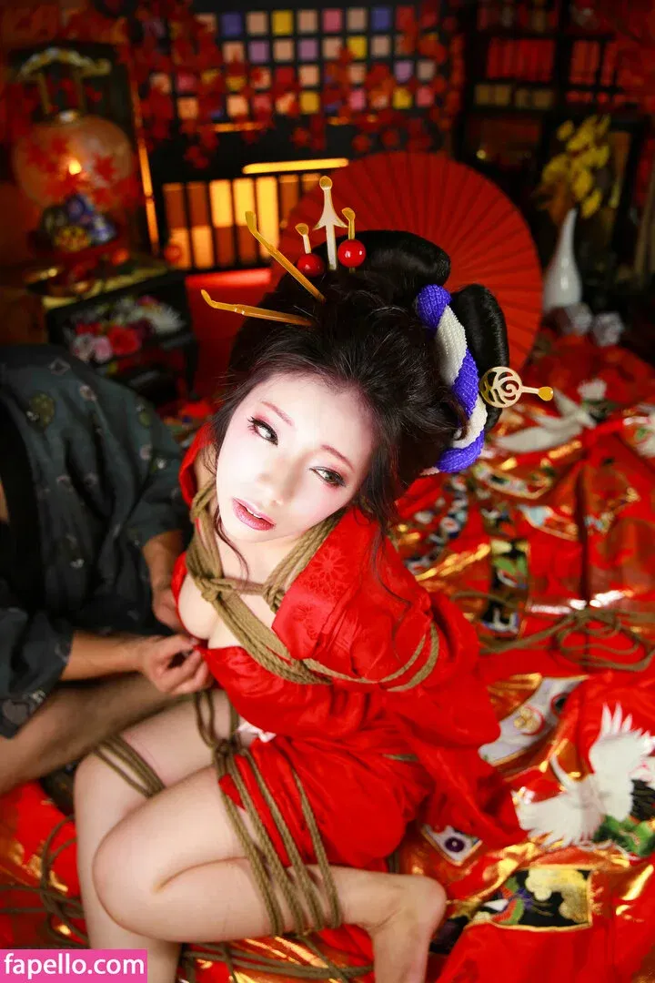 Twoyun Onlyfans Photo Gallery 