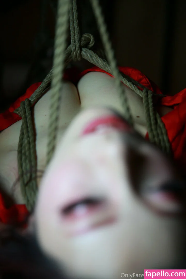 Twoyun Onlyfans Photo Gallery 