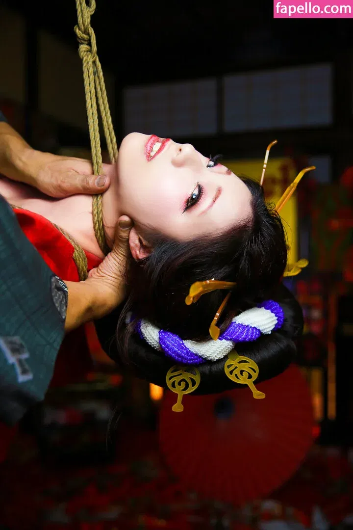 Twoyun Onlyfans Photo Gallery 