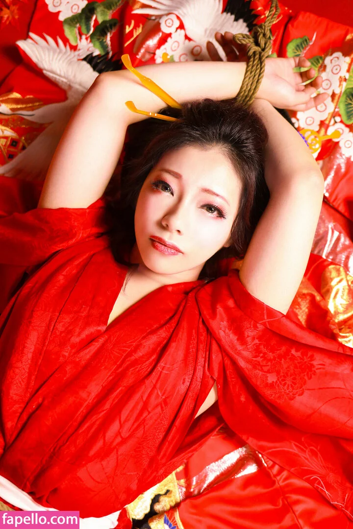 Twoyun Onlyfans Photo Gallery 