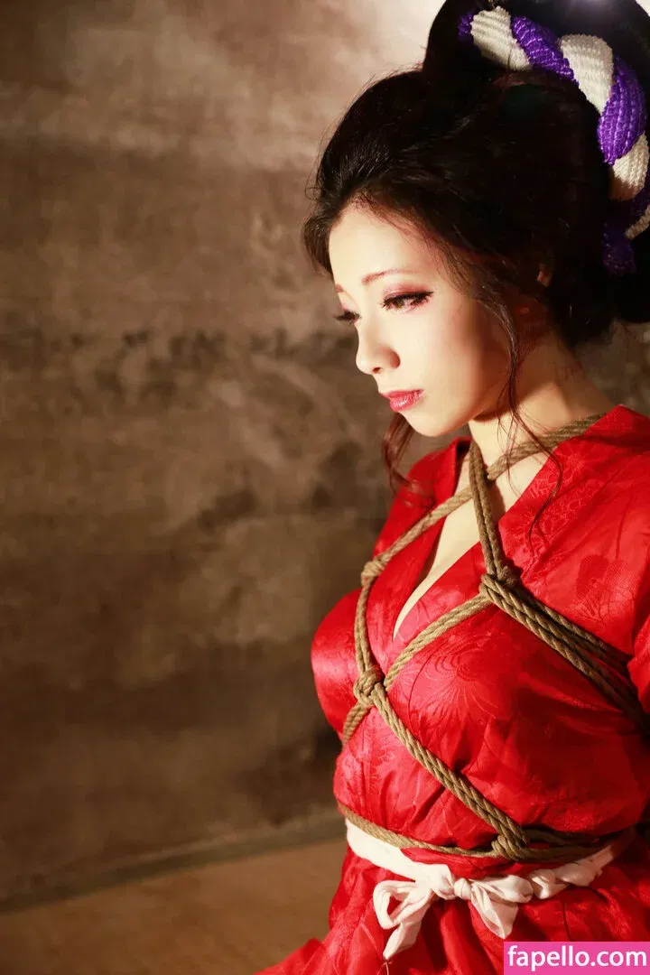 Twoyun Onlyfans Photo Gallery 