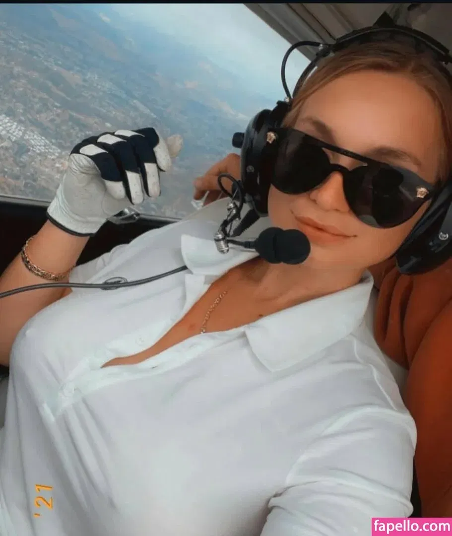 realzoieburgher - Onlyfans Photo Gallery 