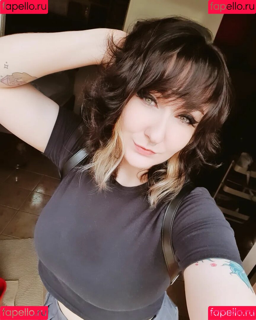 wzuia Onlyfans Photo Gallery 