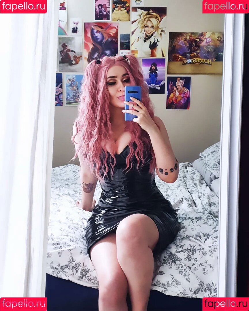 wzuia Onlyfans Photo Gallery 