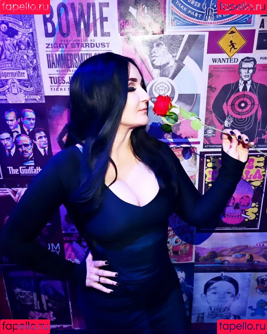 wzuia Onlyfans Photo Gallery 