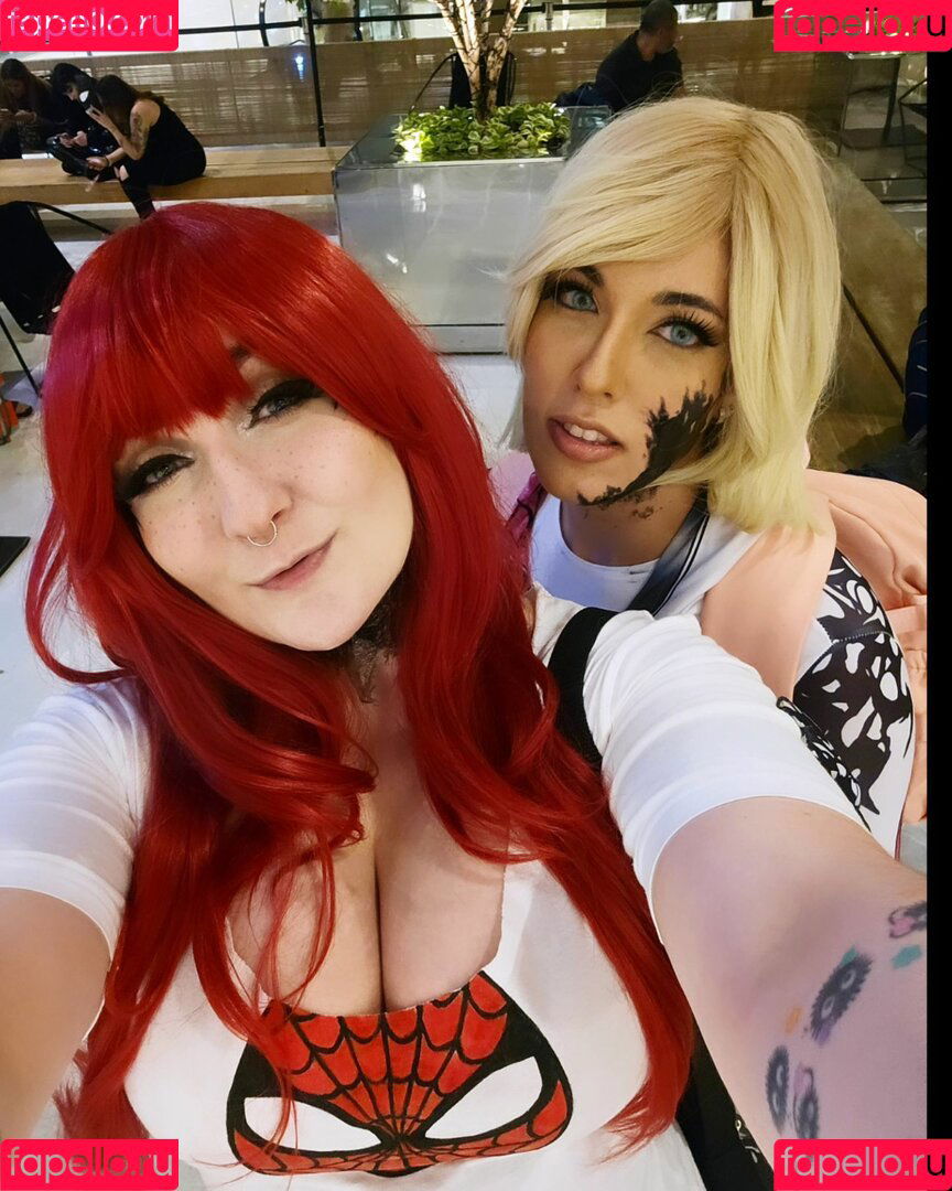 wzuia Onlyfans Photo Gallery 