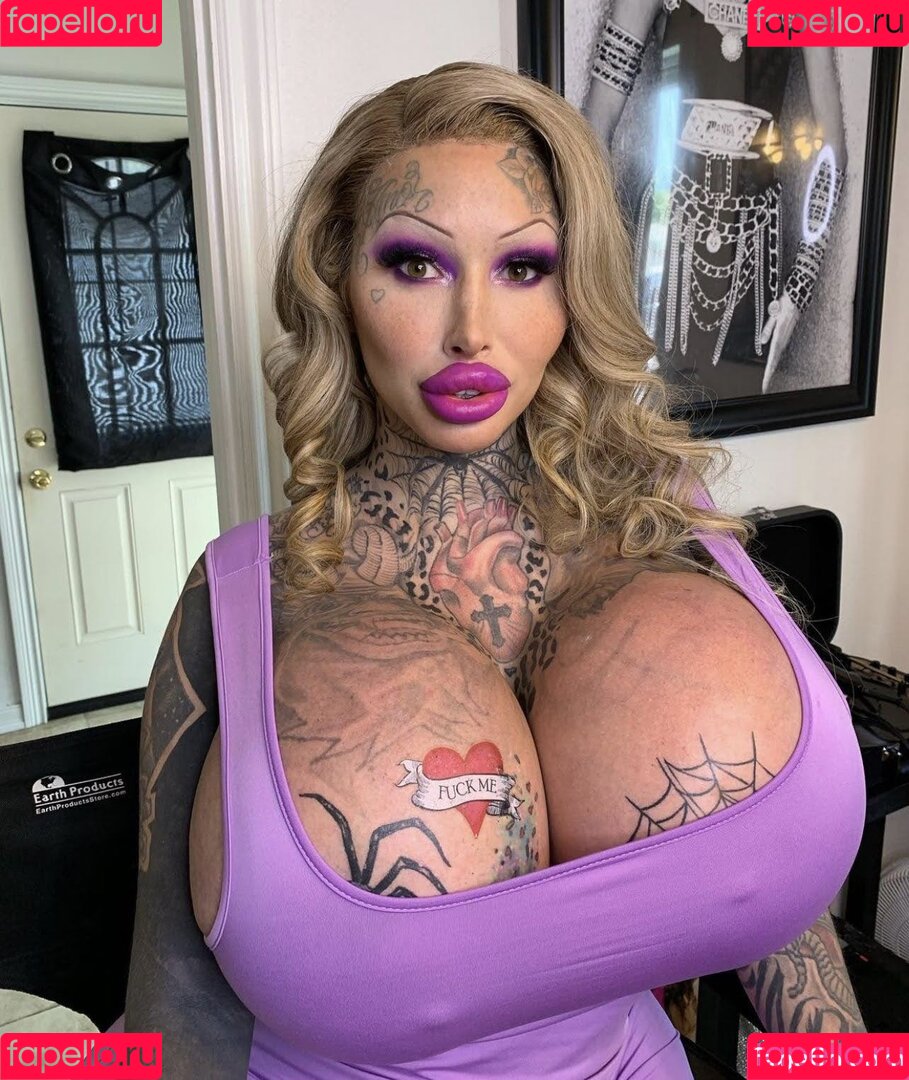 Mary Magdalene Onlyfans Photo Gallery 