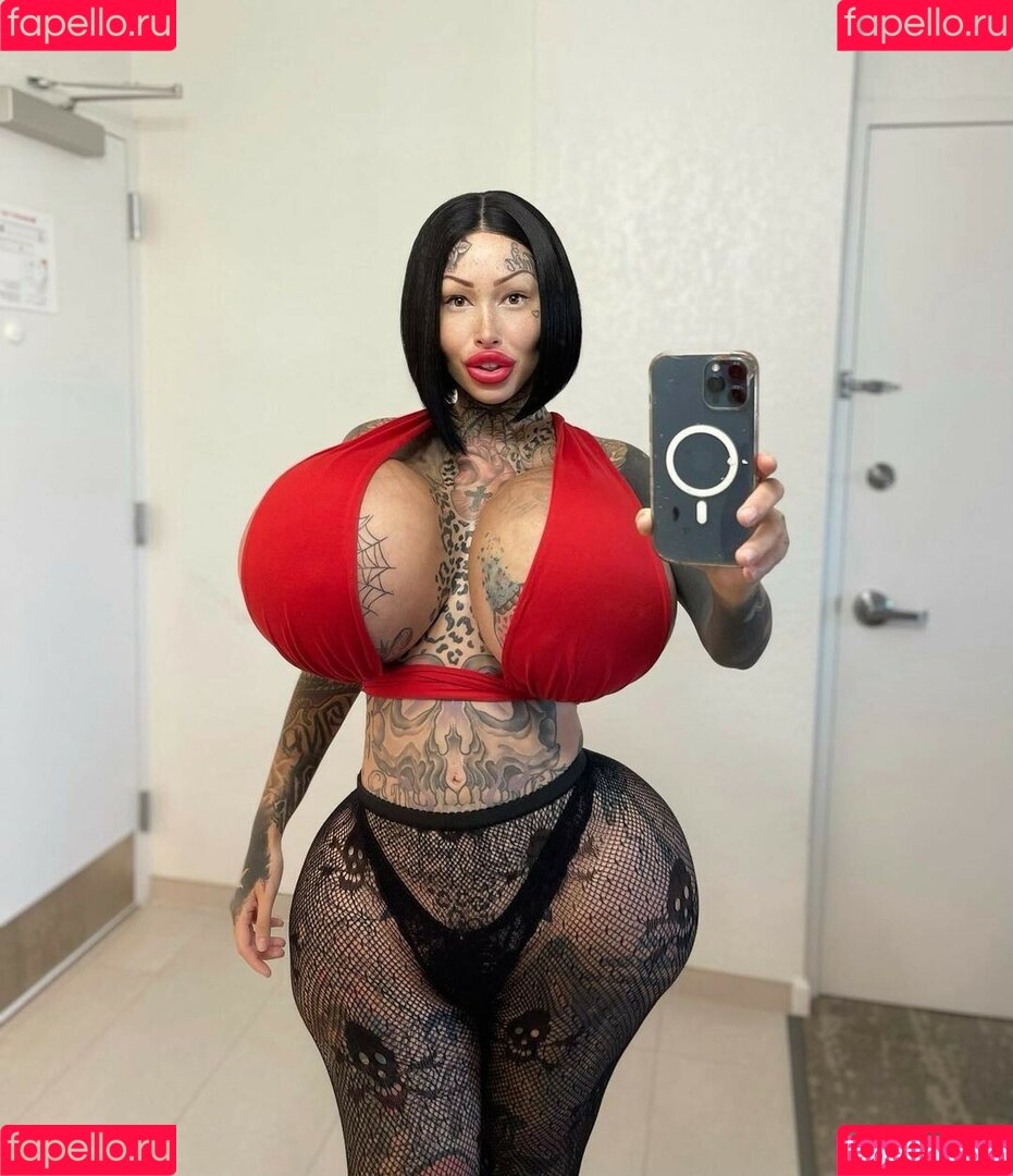 Mary Magdalene Onlyfans Photo Gallery 