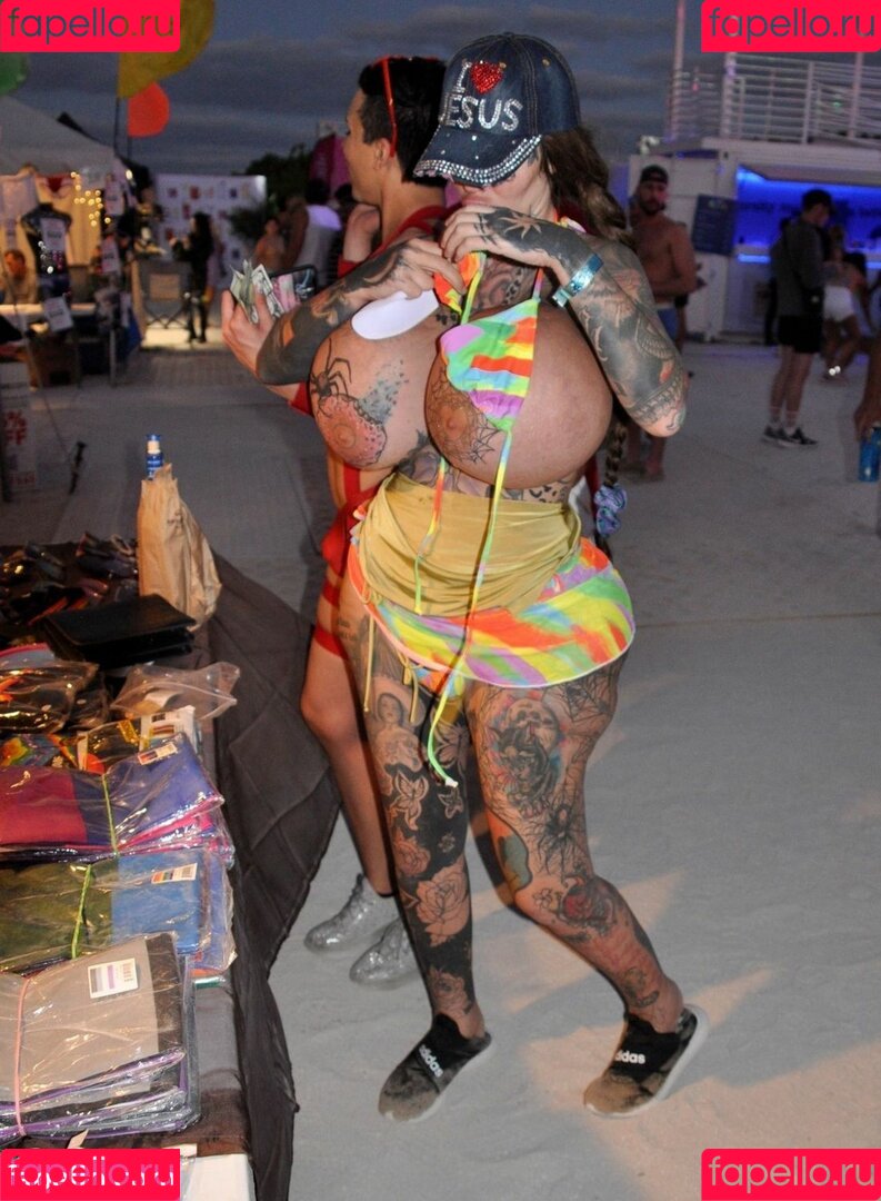 Mary Magdalene Onlyfans Photo Gallery 