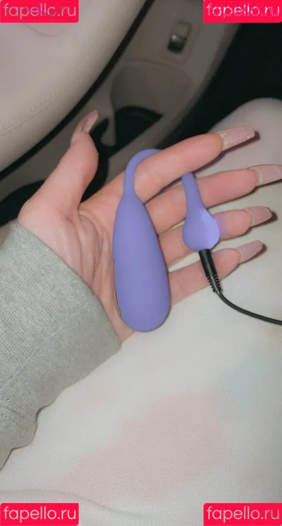 toveyah Onlyfans Photo Gallery 