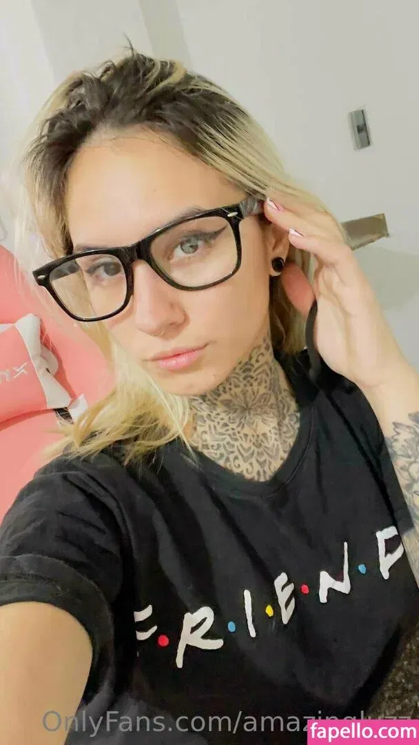 amazingluzz Onlyfans Photo Gallery 