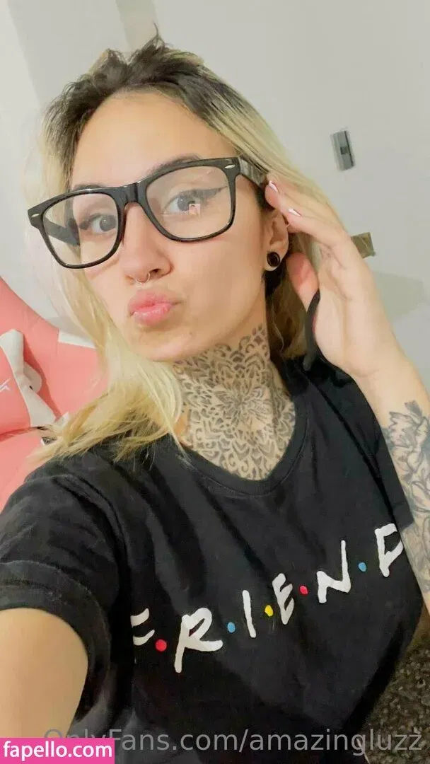 amazingluzz Onlyfans Photo Gallery 