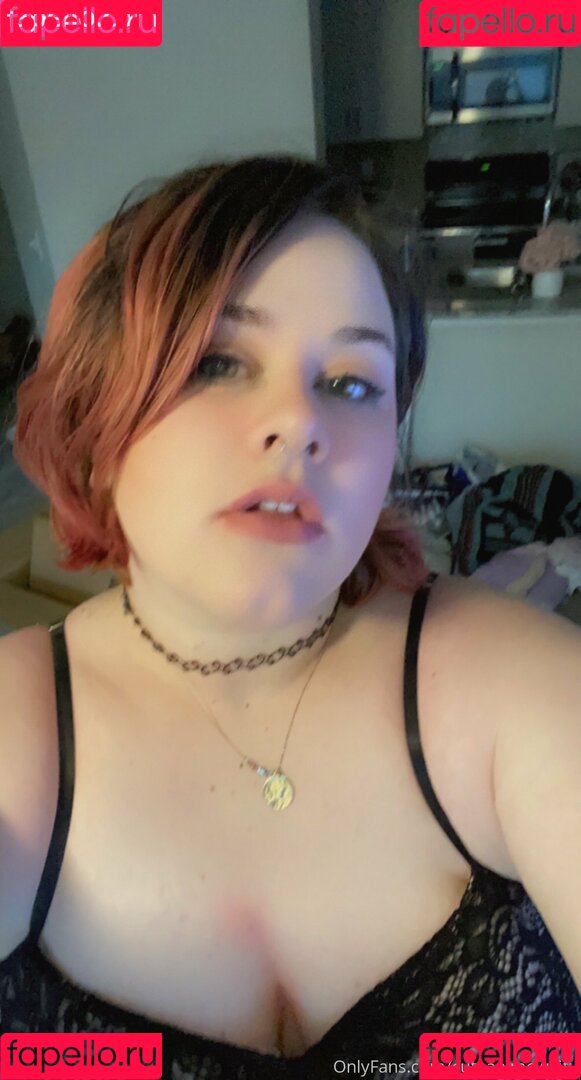 pinkpacifist Onlyfans Photo Gallery 