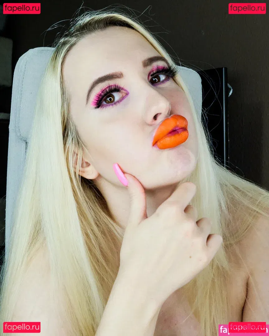 vivianroseofficial Onlyfans Photo Gallery 