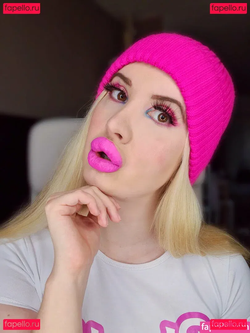 vivianroseofficial Onlyfans Photo Gallery 