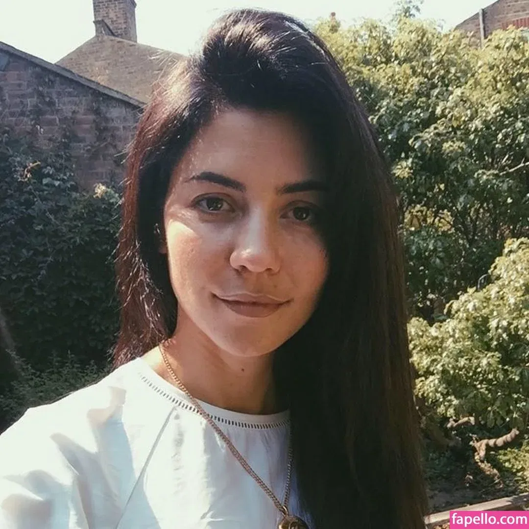 maaryam Onlyfans Photo Gallery 