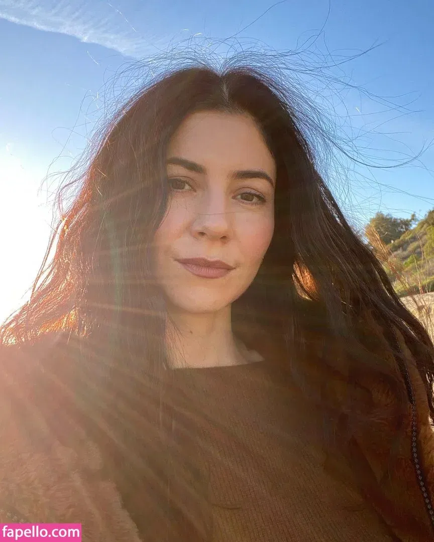 maaryam Onlyfans Photo Gallery 