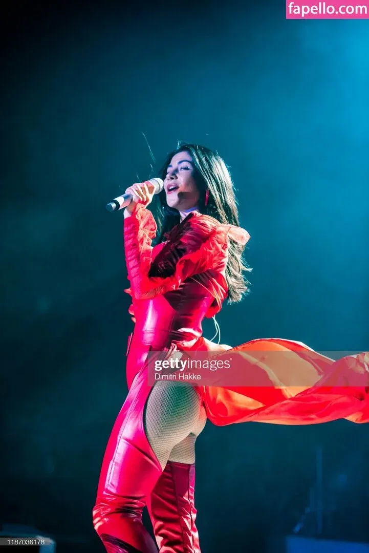 maaryam Onlyfans Photo Gallery 