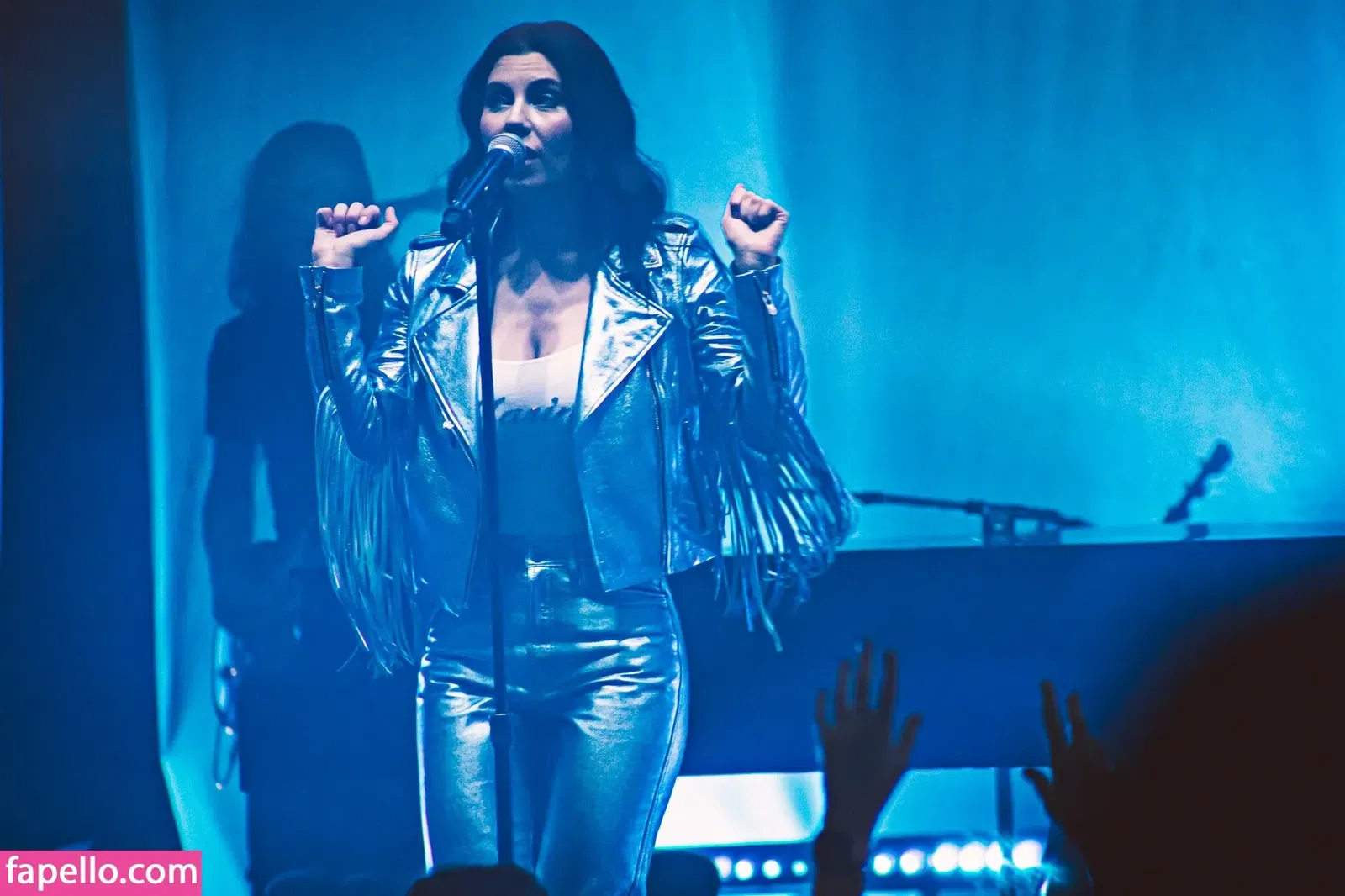 maaryam Onlyfans Photo Gallery 