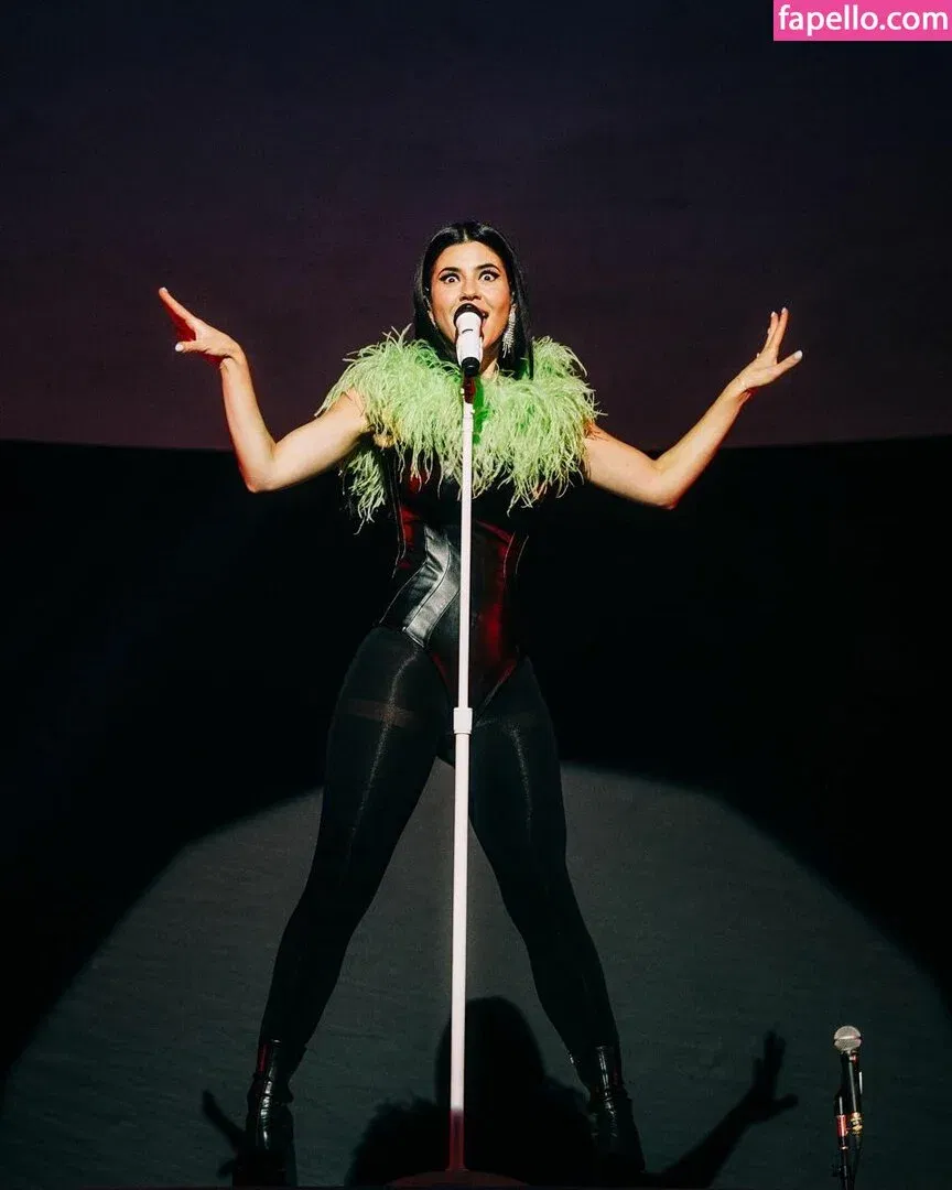 maaryam Onlyfans Photo Gallery 