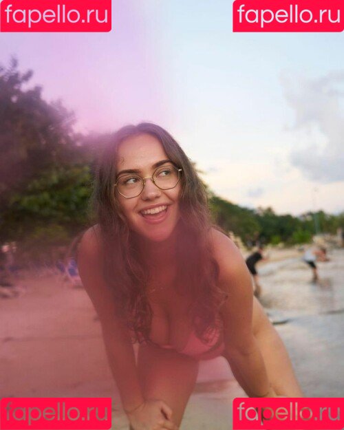 maaryam Onlyfans Photo Gallery 