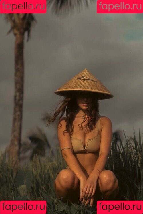 maaryam Onlyfans Photo Gallery 