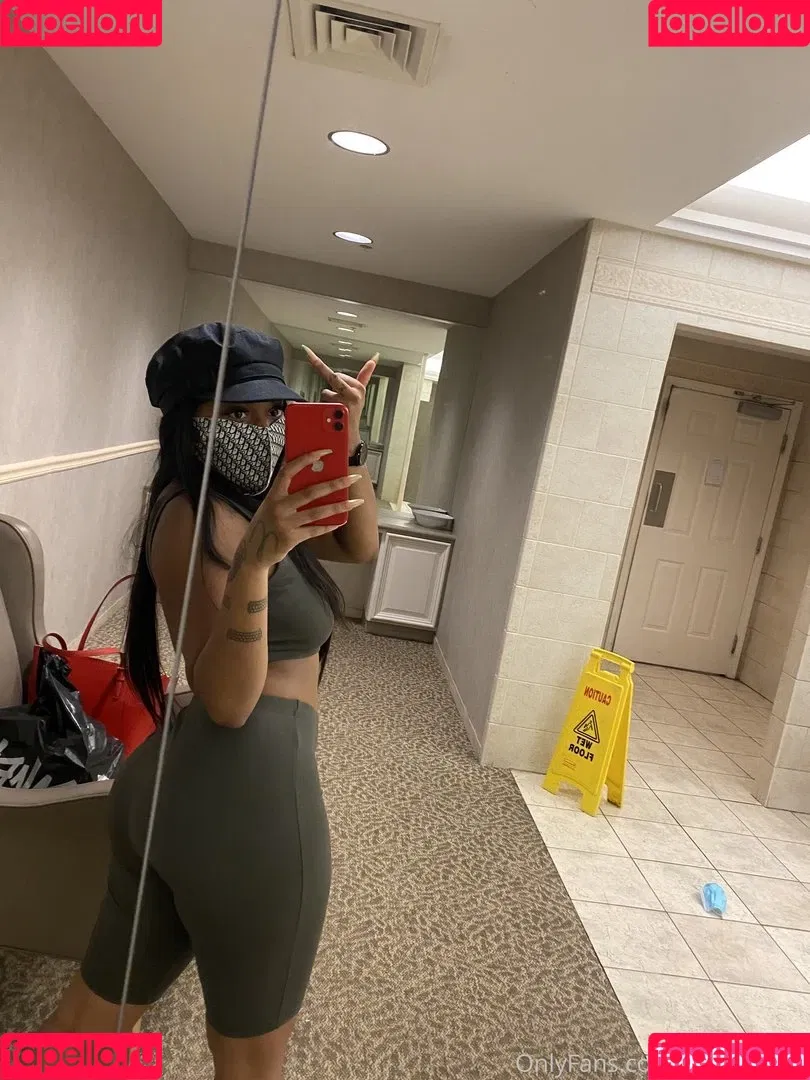 Nevvycakes Onlyfans Photo Gallery 