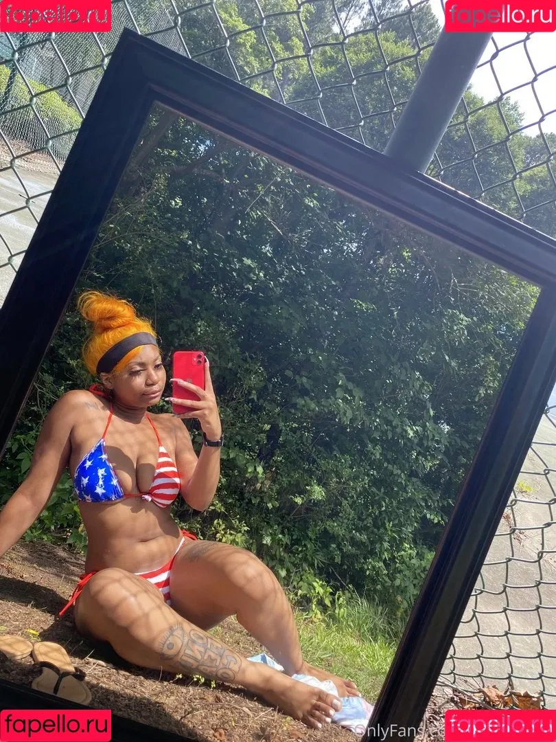 Nevvycakes Onlyfans Photo Gallery 