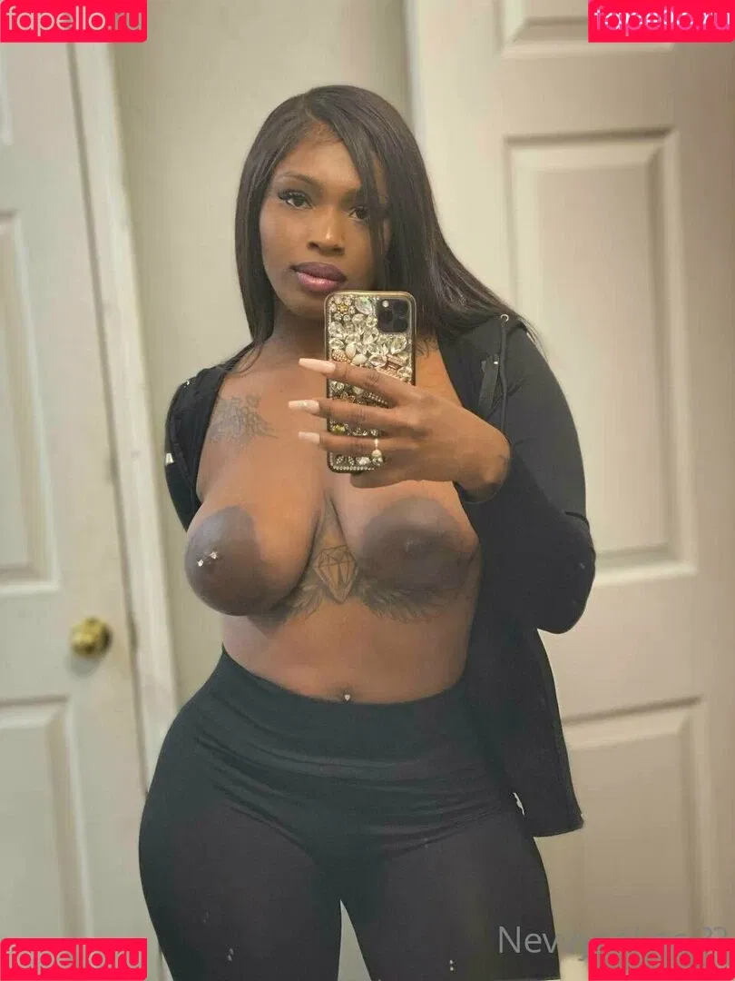 Nevvycakes Onlyfans Photo Gallery 