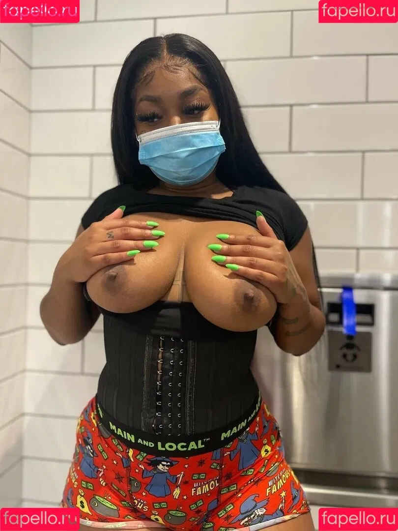 Nevvycakes Onlyfans Photo Gallery 
