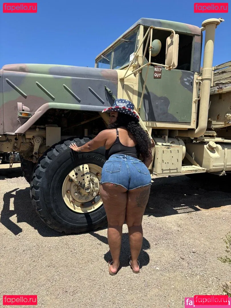 Nevvycakes Onlyfans Photo Gallery 