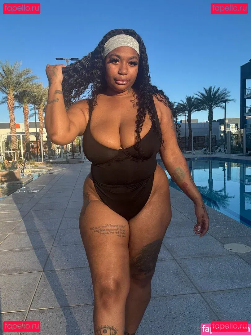 Nevvycakes Onlyfans Photo Gallery 