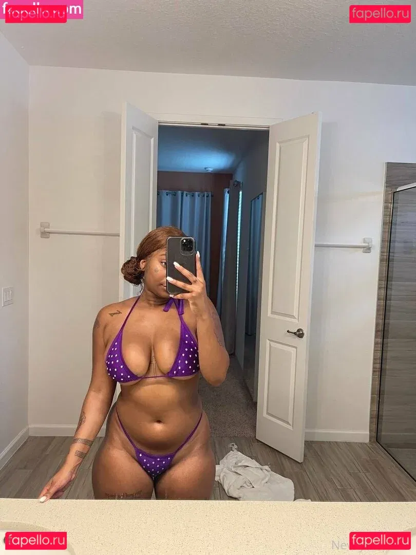 Nevvycakes Onlyfans Photo Gallery 