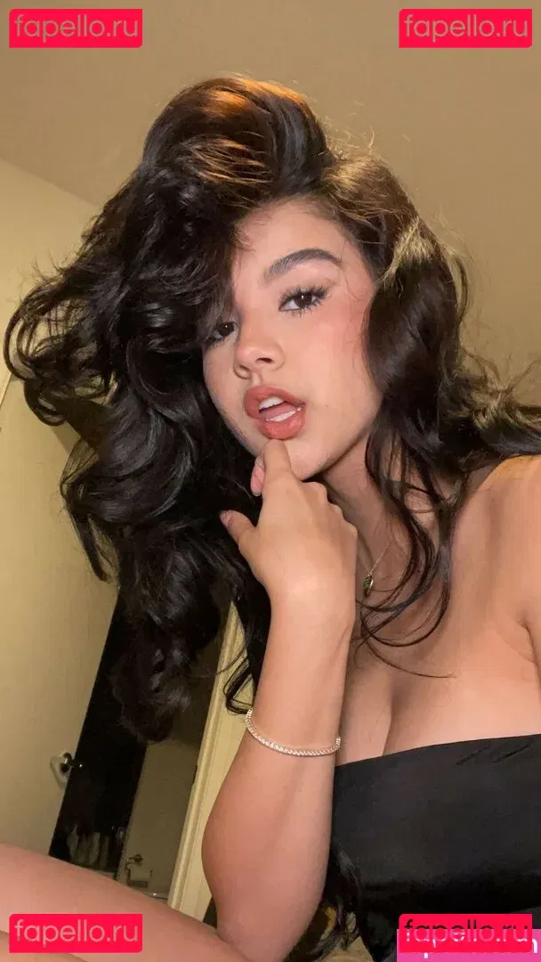 Sara Echeagaray Onlyfans Photo Gallery 